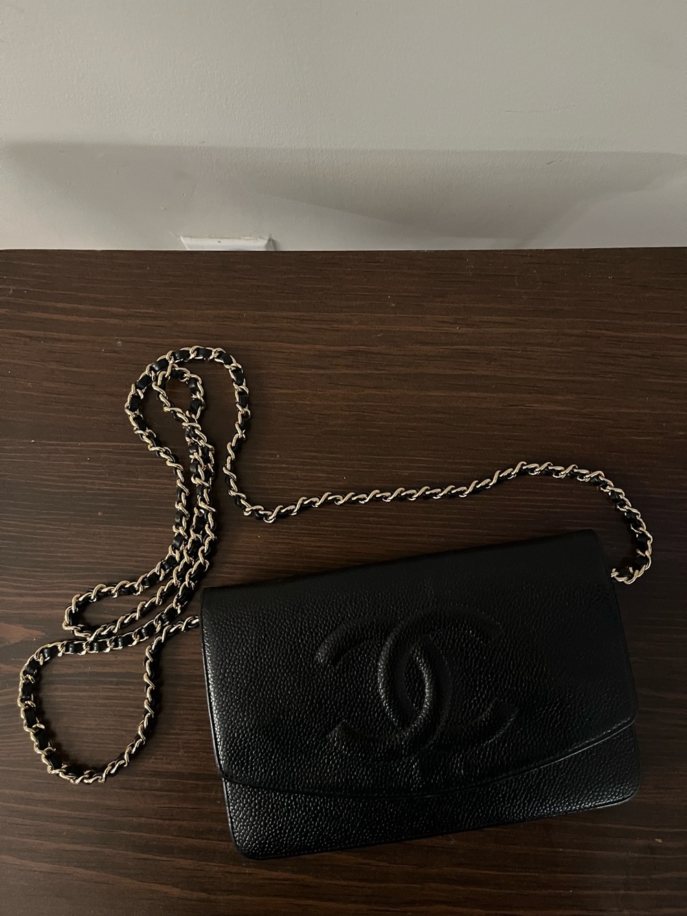 CHANEL wallet on chain